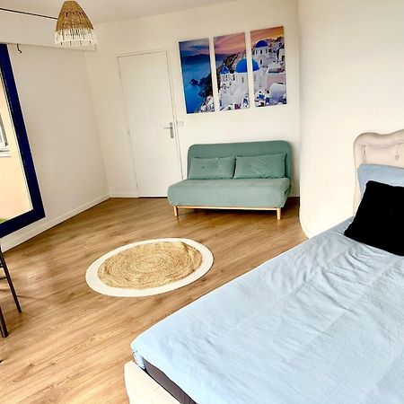 Paris La Defense - Santorin Apartment With Jacuzzi Courbevoie Bagian luar foto