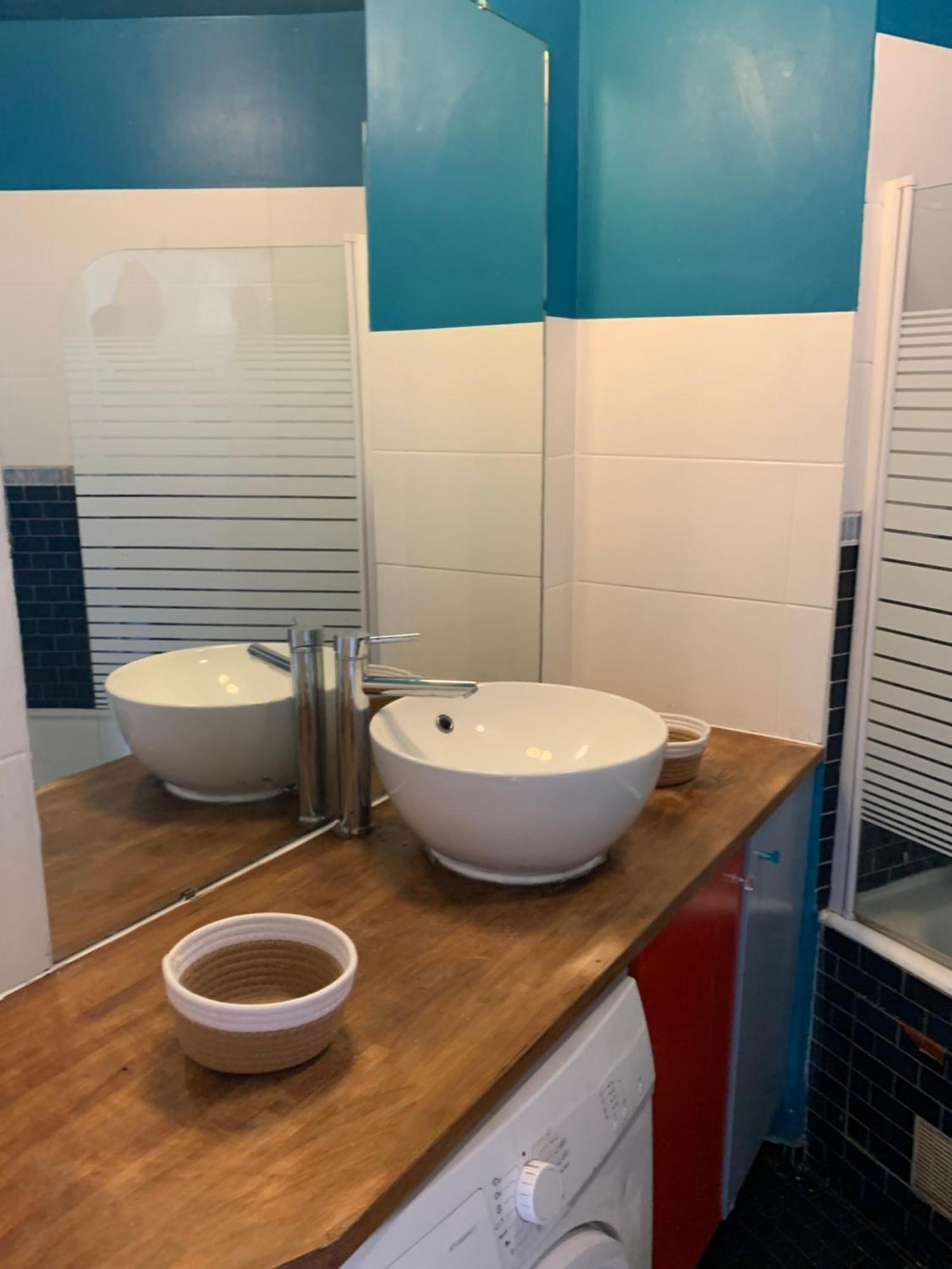Paris La Defense - Santorin Apartment With Jacuzzi Courbevoie Bagian luar foto